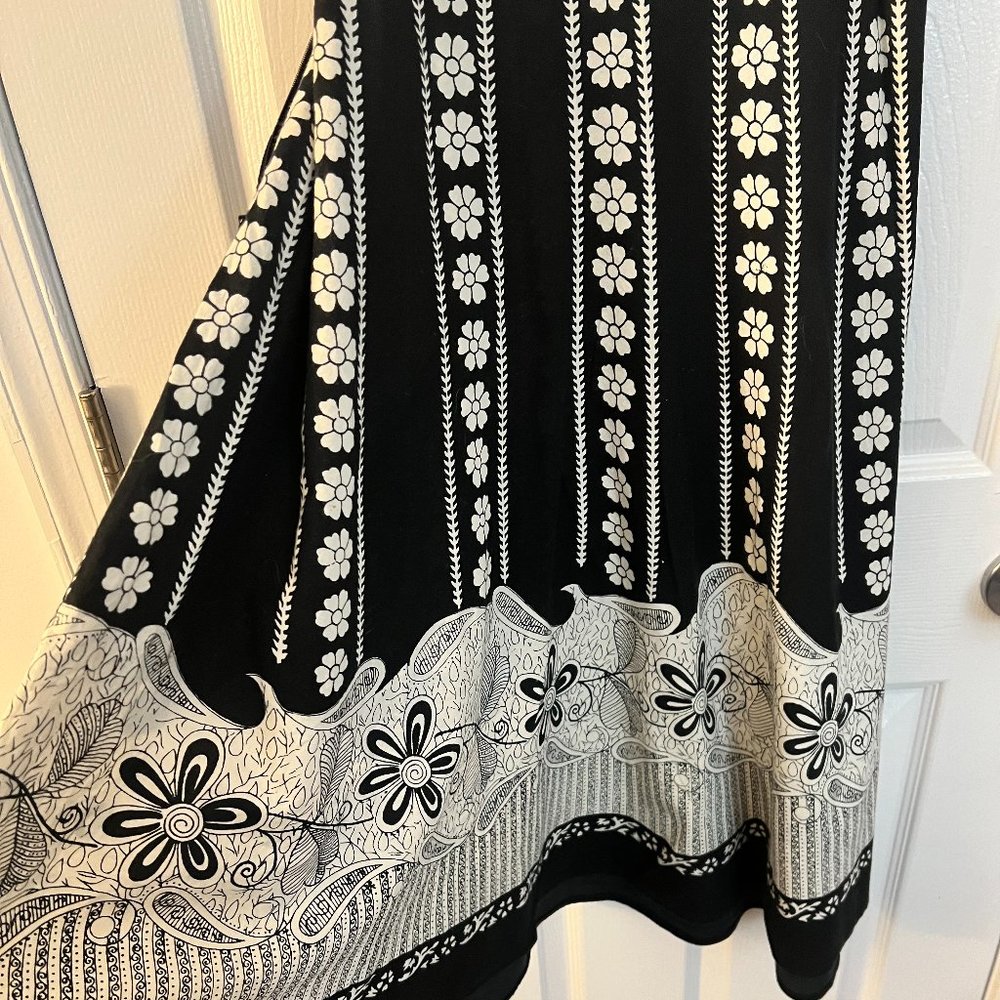 Black and cream summer skirt